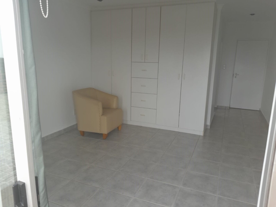 To Let 1 Bedroom Property for Rent in Plattekloof 3 Western Cape